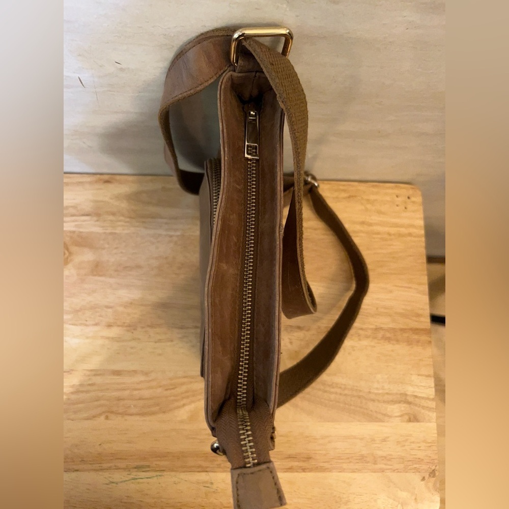 Estalon Genuine Leather Crossbody - Picture 7 of 12